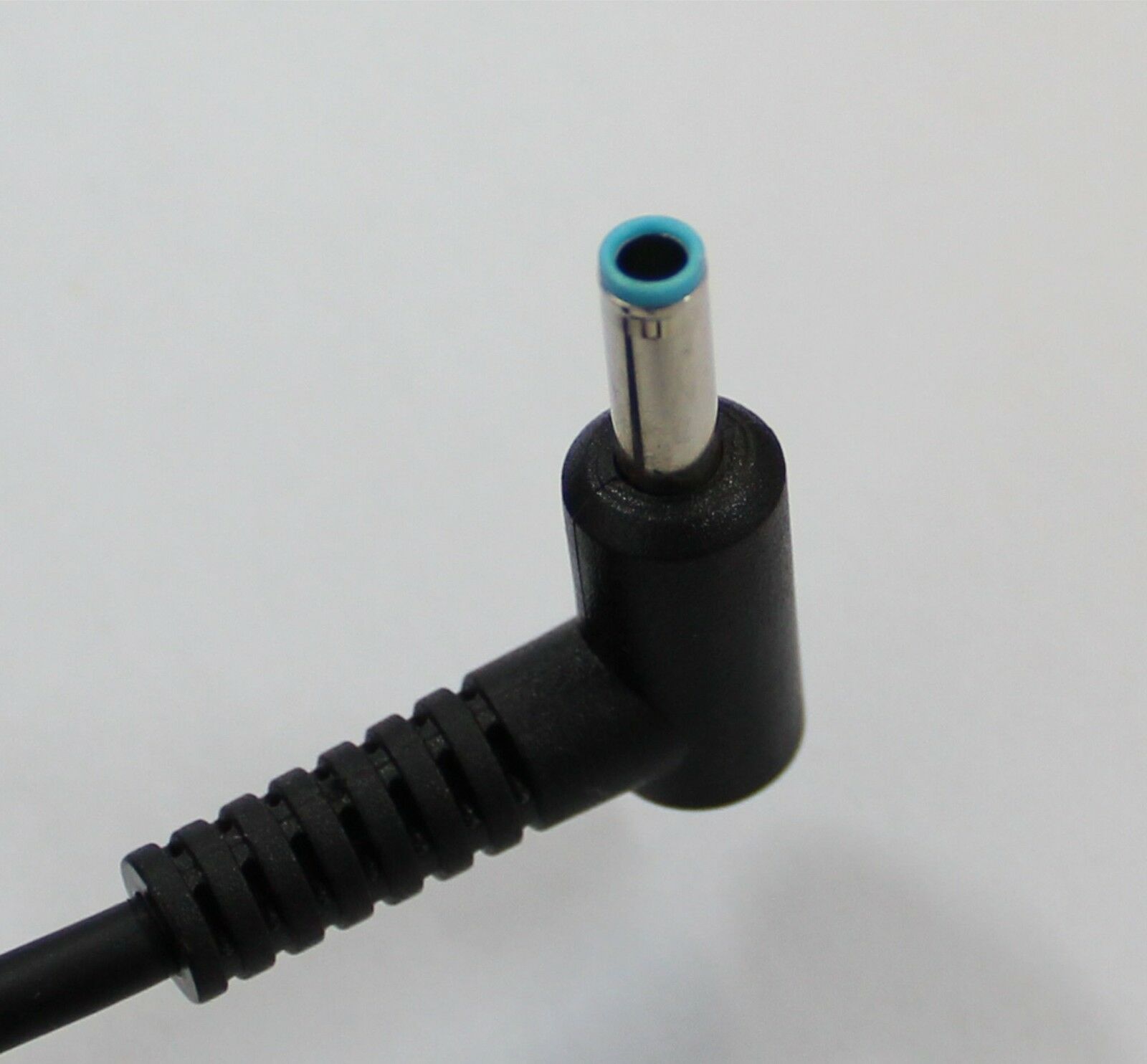 Caricabatterie HP Originale 15-F – Adattatore AC 740015-003, 741727-001, 854054-002 – Aperto Mai Usato